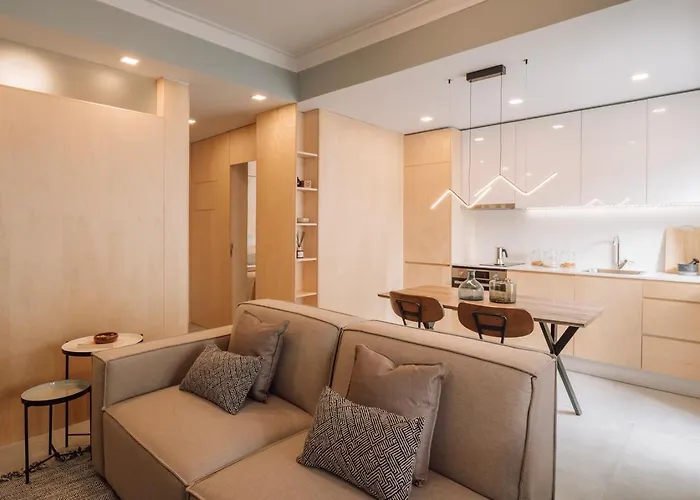 Alvares - 1 Bedroom And Terrace In Arroios شقة *