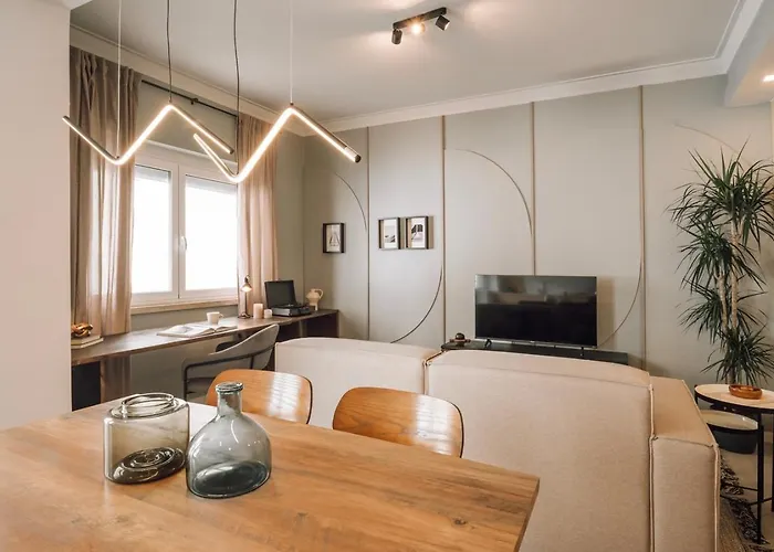 Alvares - 1 Bedroom And Terrace In Arroios