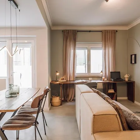 Alvares - 1 Bedroom And Terrace In Arroios Апартаменти